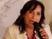 Expulsan a Dina Boluarte de Perú Libre