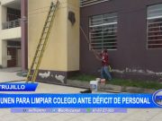 Personal docente se unen para limpiar colegio ante déficit de personal