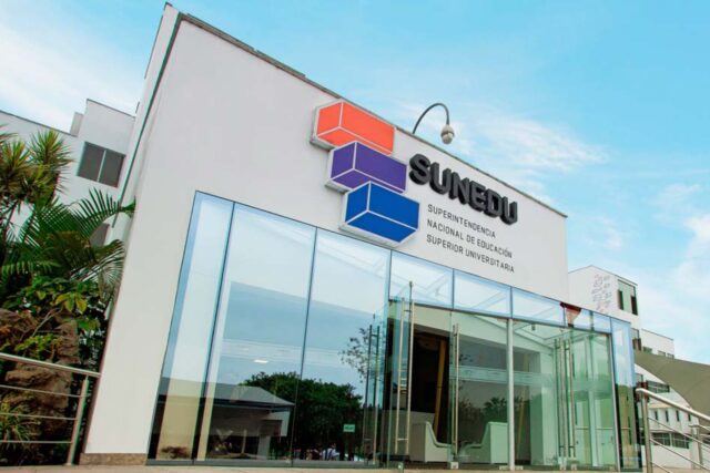 Sunedu, Perú, Universidades