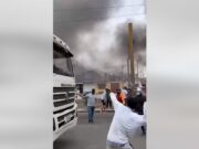 Falsos manifestantes atacan vehículo del Segat