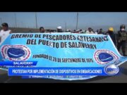 Pescadores protestan por implementación de dispositivos en embarcaciones artesanales en Salverry