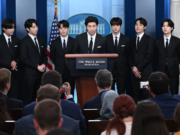 BTS: Grupo surcoreano denuncia racismo contra asiáticos en Estados Unidos