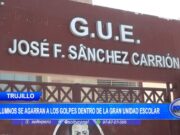 Alumnos se agarran a los golpes dentro de la Gran Unidad Escolar