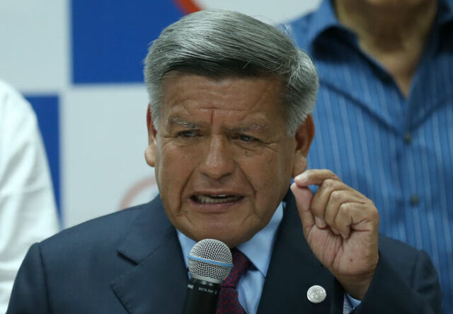 Jurado confirma candidaturas de César Acuña y expresidente Vizcarra en Perú