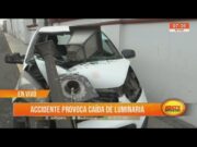 Trujillo: Accidente provoca caída de luminaria