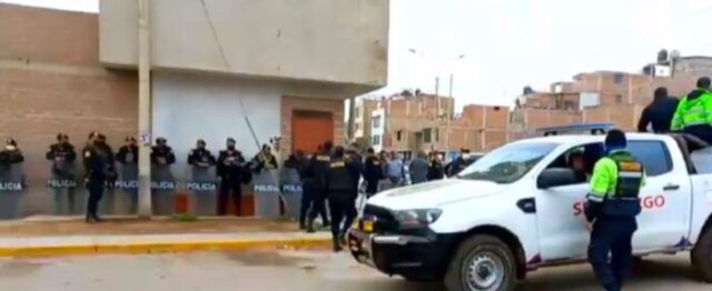 acuña-desalojo-inejecutabilidad