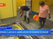 Trujillo: suspenden clases en I.E Andrés Avelino por desborde de desagüe