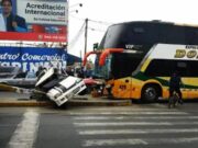 Áncash: choque entre taxi y bus deja una persona herida
