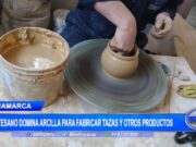 Cajamarca: artesano domina arcilla para fabricar tazas y otros productos