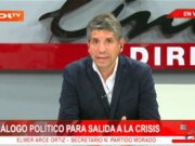 Diálogo político para salida a la crisis