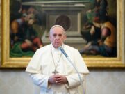 Internacional: papa Francisco fue dado de alta del hospital por una bronquitis
