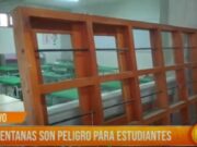 Estudiantes en peligro: Ventanas defectuosas en Colegio República de México