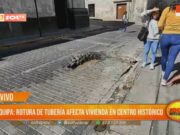 Ruptura de Tubería Inunda Vivienda y Causa Caos en Centro Histórico de Arequipa