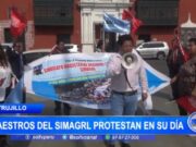 Maestros del Simagrl protestan en su día