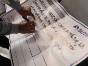 Cierran 22 escuelas de conductores y centros de salud en once regiones del país