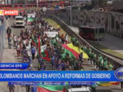 Colombianos marchan en apoyo a reformas de gobierno