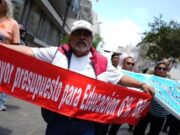 Nacional: docentes paralizan labores exigiendo 6% PBI a educación