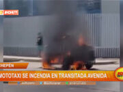 Chepén: mototaxi se incendia en transitada avenida