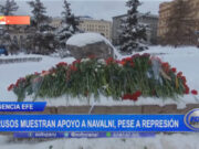 Rusos muestran apoyo a Navalni pese a represión