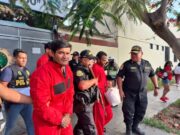 Trujillo: sujetos acusados de robo agravado en Pacasmayo son trasladados al penal El Milagro para cumplir prisión preventiva