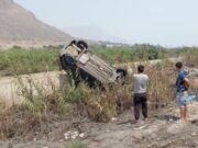 Trujillo: auto se despista y vuelca en carretera a Simbal