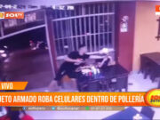 Trujillo: sujeto armado roba celulares dentro de pollería