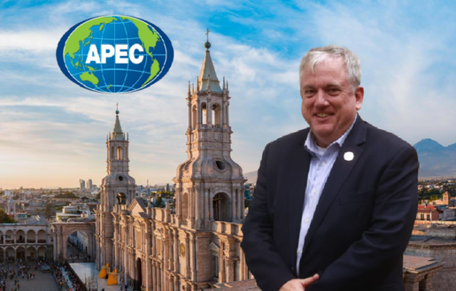 embajador-matt-murray-llega-arequipca-apec