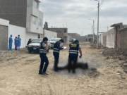 Hallan cadáver de hombre asesinado a balazos en Huanchaquito
