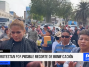 Chiclayo: protestan por posible recorte de bonificación