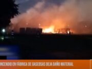 Trujillo: incendio en fábrica de gaseosas deja daño material