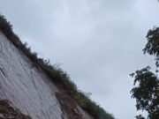 La Libertad: deslizamiento bloquea tránsito en carretera en Sanagorán