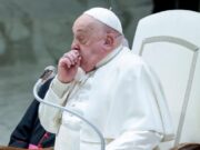 El Vaticano: Papa Francisco requirió oxígeno a alto flujo tras grave crisis respiratoria