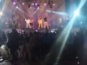 Tacna: joven sufre caída del escenario en concierto de Ada Chura