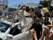 Papamóvil de Francisco será convertido en clínica móvil para ayudar a niños de Gaza