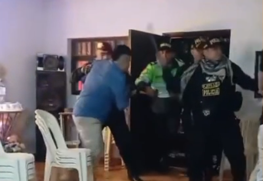 condena-familia-agresion-policia