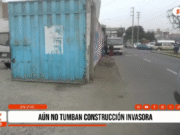 Trujillo: construcción invasora bloquea tránsito peatonal