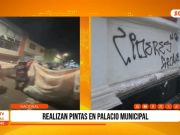 Trujillo: barristas realizan pintas en palacio municipal