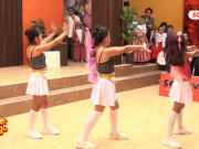 Las Guerreras de K-pop encendieron el escenario con una presentación llena de poder en Feliz Domingo