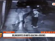 Trujillo: delincuentes en moto asaltan a jóvenes