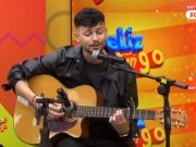 Benny Álvarez emocionó con un acústico