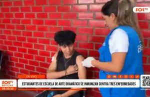 Trujillo: Estudiantes de Escuela de Arte Dramático se inmunizan contra 3 enfermedades
