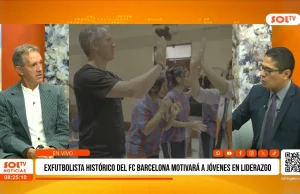 Exjugador del Barcelona impulsa educación y deporte para niños en La Libertad