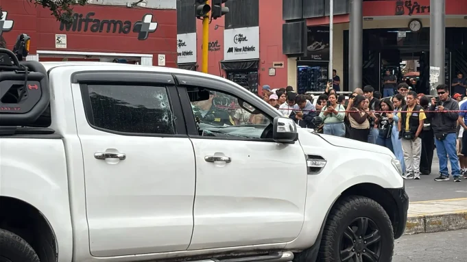 Trujillo: tres heridos en balacera frente al CC. El Virrey