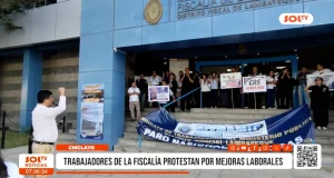 Chiclayo: Trabajadores de la Fiscalía protestan por mejoras laborales