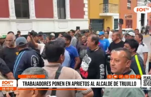Trujillo: trabajadores municipales increpan al alcalde Mario Reina durante protesta sindical